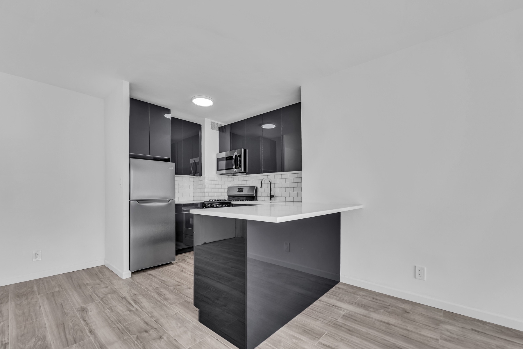 5900 Arlington Avenue, Unit 3P Bronx, NY 10471 - Photo 2 of 11