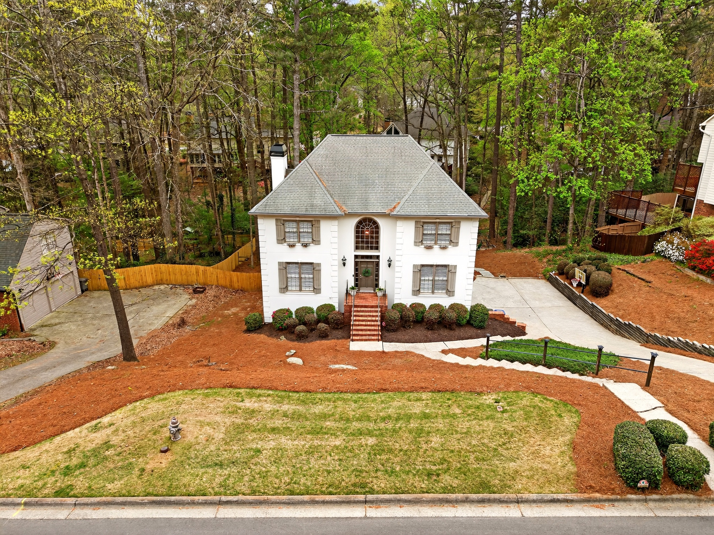 135 Inverness Approach Roswell, GA 30075 - Photo 2 of 58