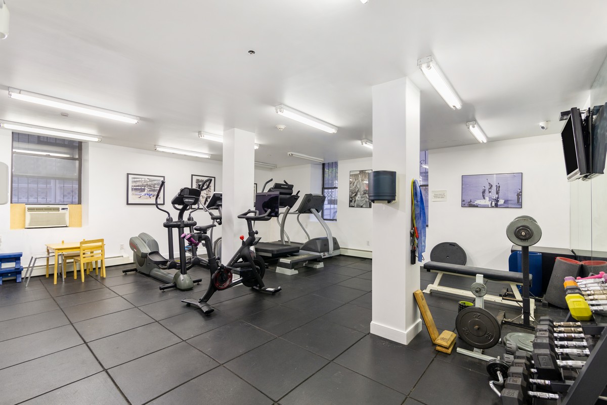 118 West 112th Street, Unit 2A Manhattan, NY 10026 - Photo 11 of 12