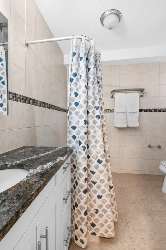 $625,000 | 140 East 2nd Street, Unit 4K | Windsor Terrace