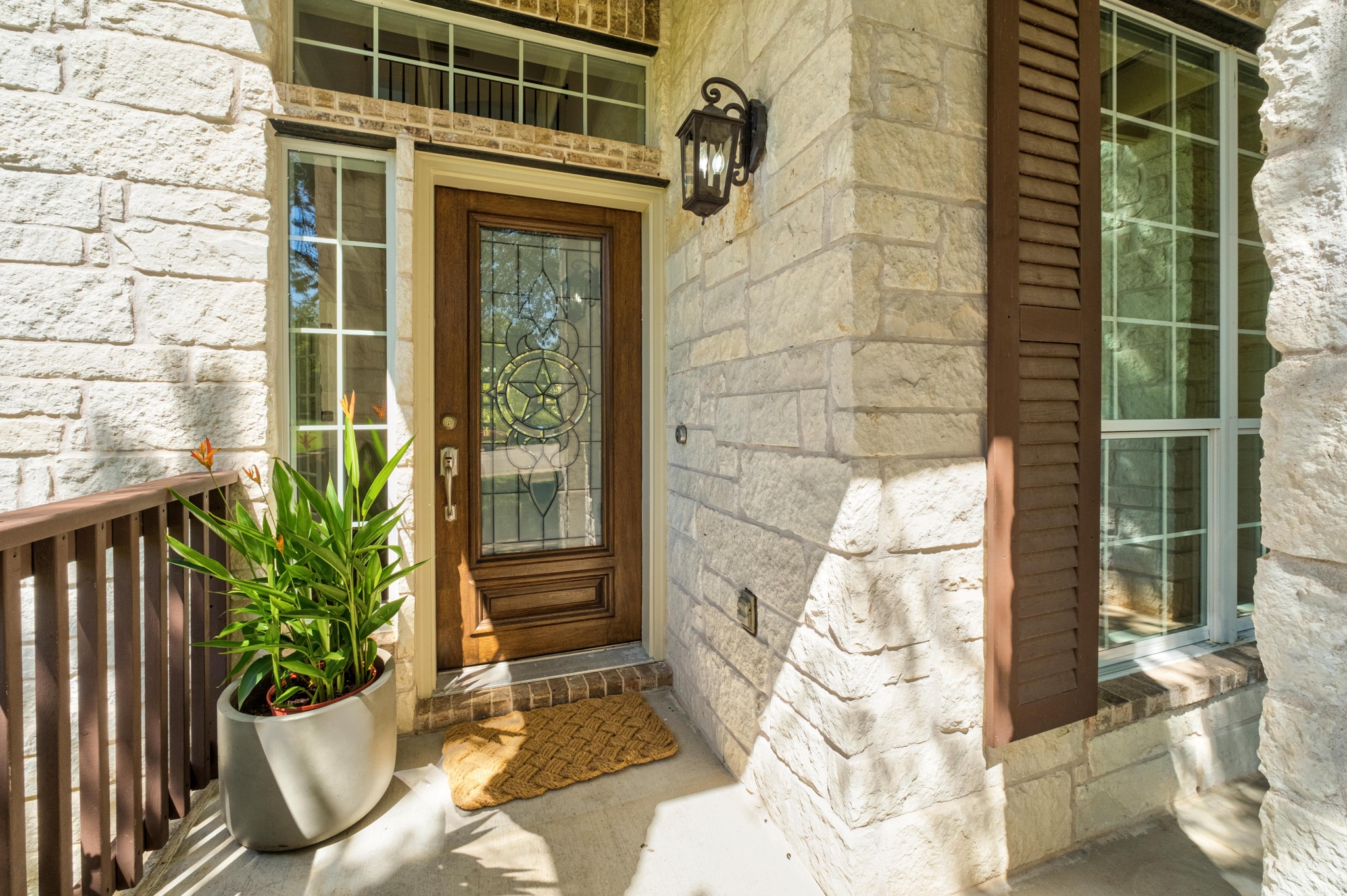 16200 Spillman Ranch Loop Austin, TX 78738 - Photo 4 of 45