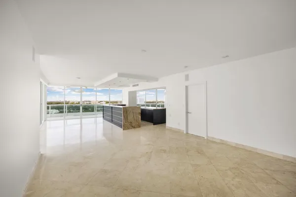 $1,600,000 | 2127 Brickell Avenue, Unit 1805, Miami, FL 33129