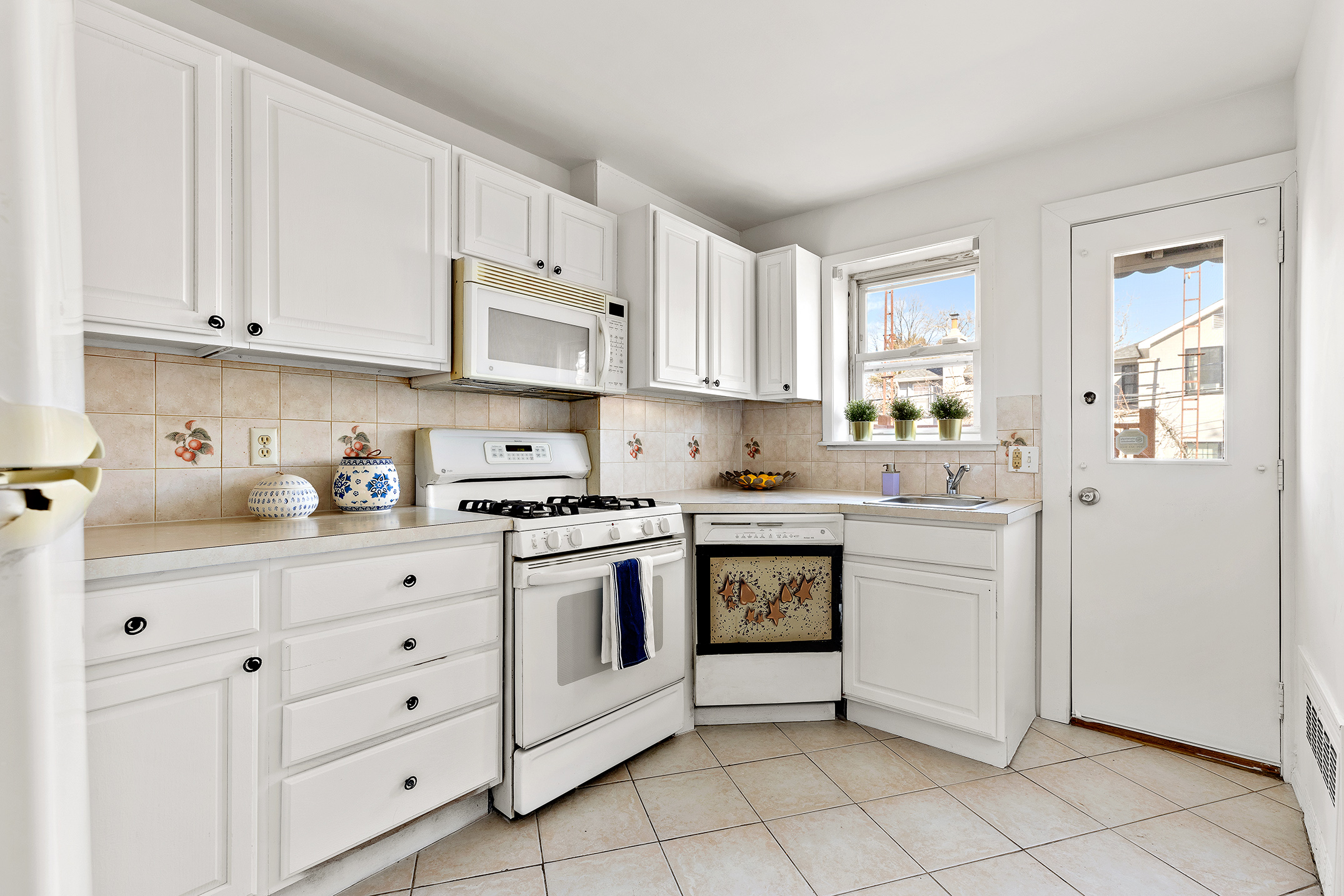 117 92nd Street Brooklyn, NY 11209 - Photo 5 of 7