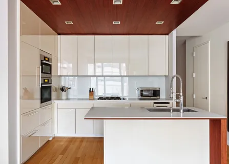 $2,650,000 | 122 Greenwich Avenue, Unit 6 | West Village