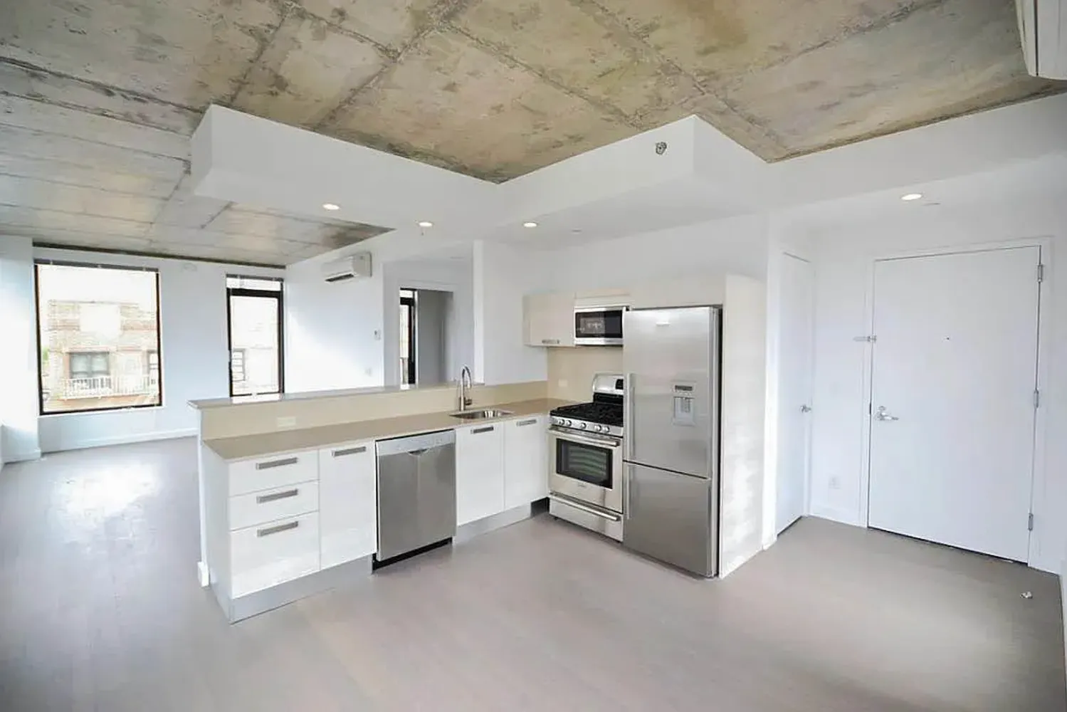 $4,600 | 281 Union Avenue, Unit 6I | Williamsburg