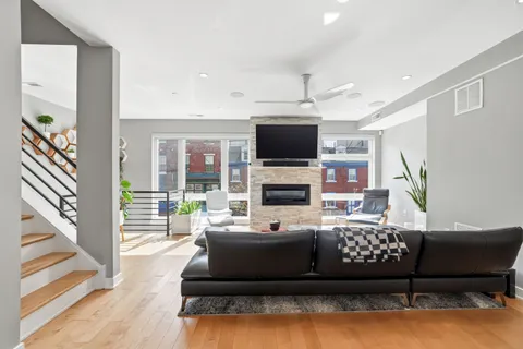 $1,150,000 | 604 North 4th Street, Philadelphia, PA 19123