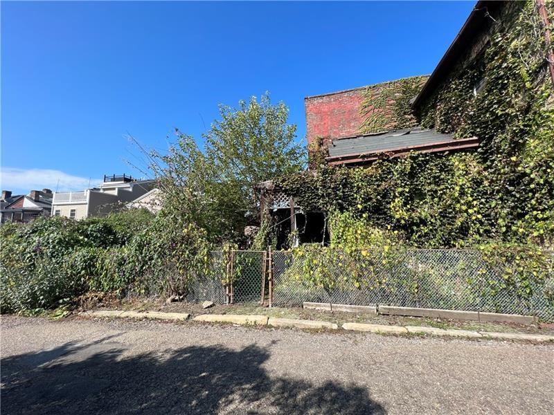 170 37th Street Pittsburgh, PA 15201 - Photo 2 of 2