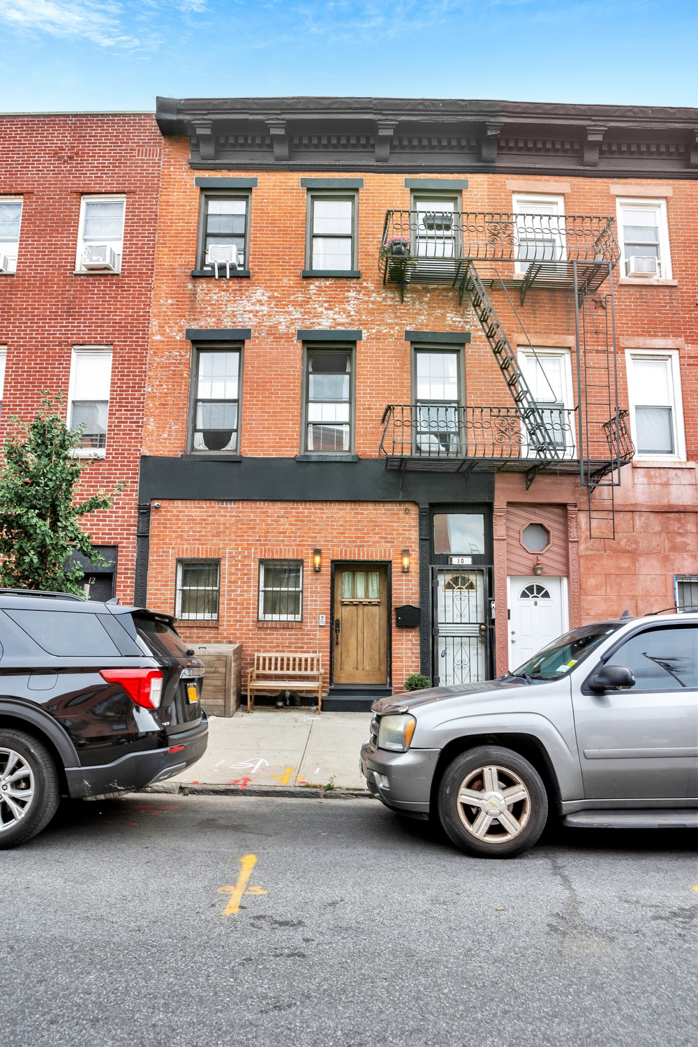10 Carroll Street Brooklyn, NY 11231 - Photo 14 of 28 a car parked in front of a building