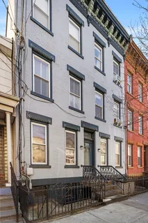 $475,000 | 351 8th Street, Unit 1R, Jersey City, NJ 07302