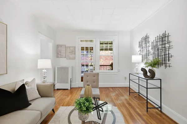 $259,000 | 5112 Connecticut Avenue Northwest, Unit 303, Washington, DC 20008