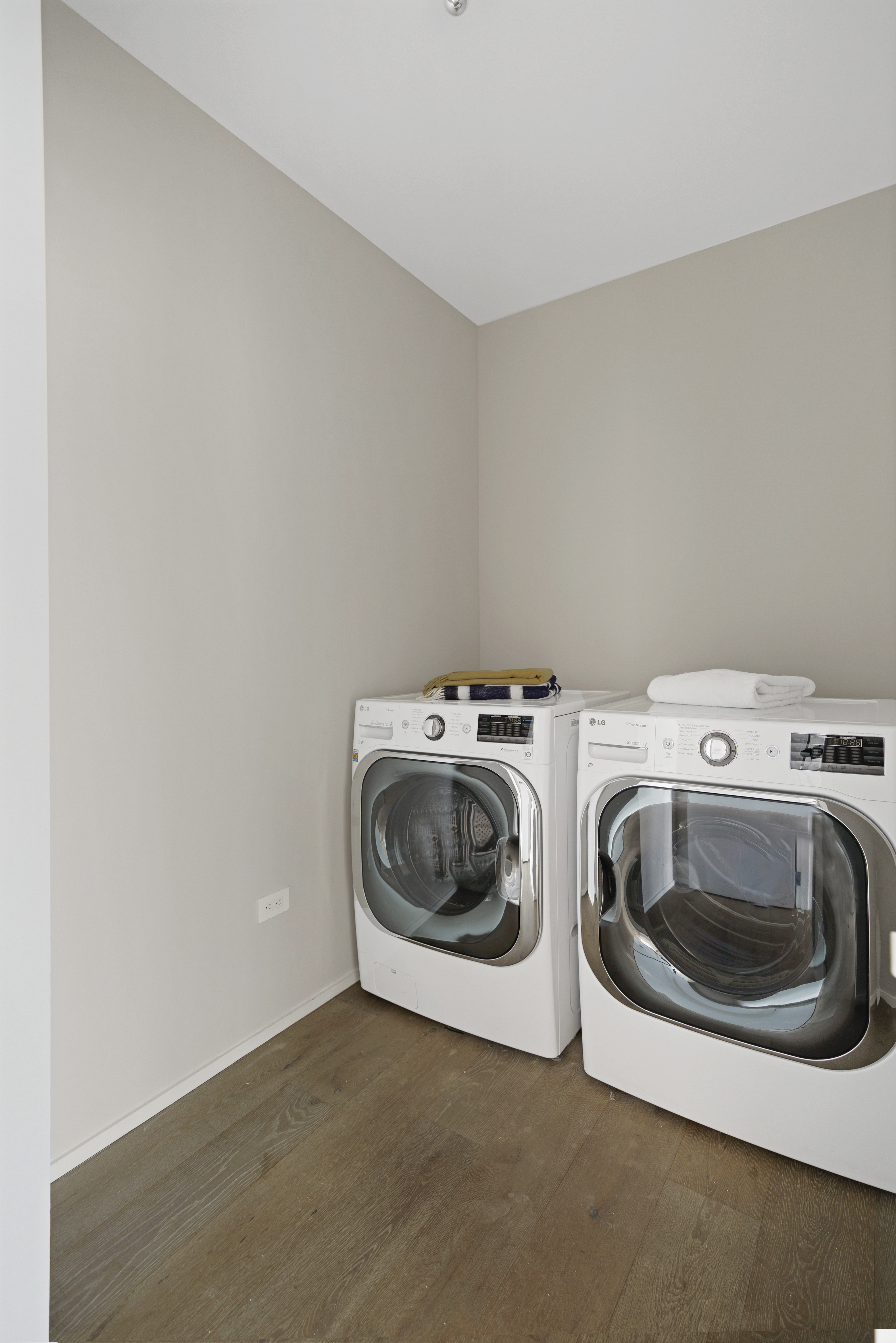 12 Warren Street, Unit 3 Manhattan, NY 10007 - Photo 22 of 26