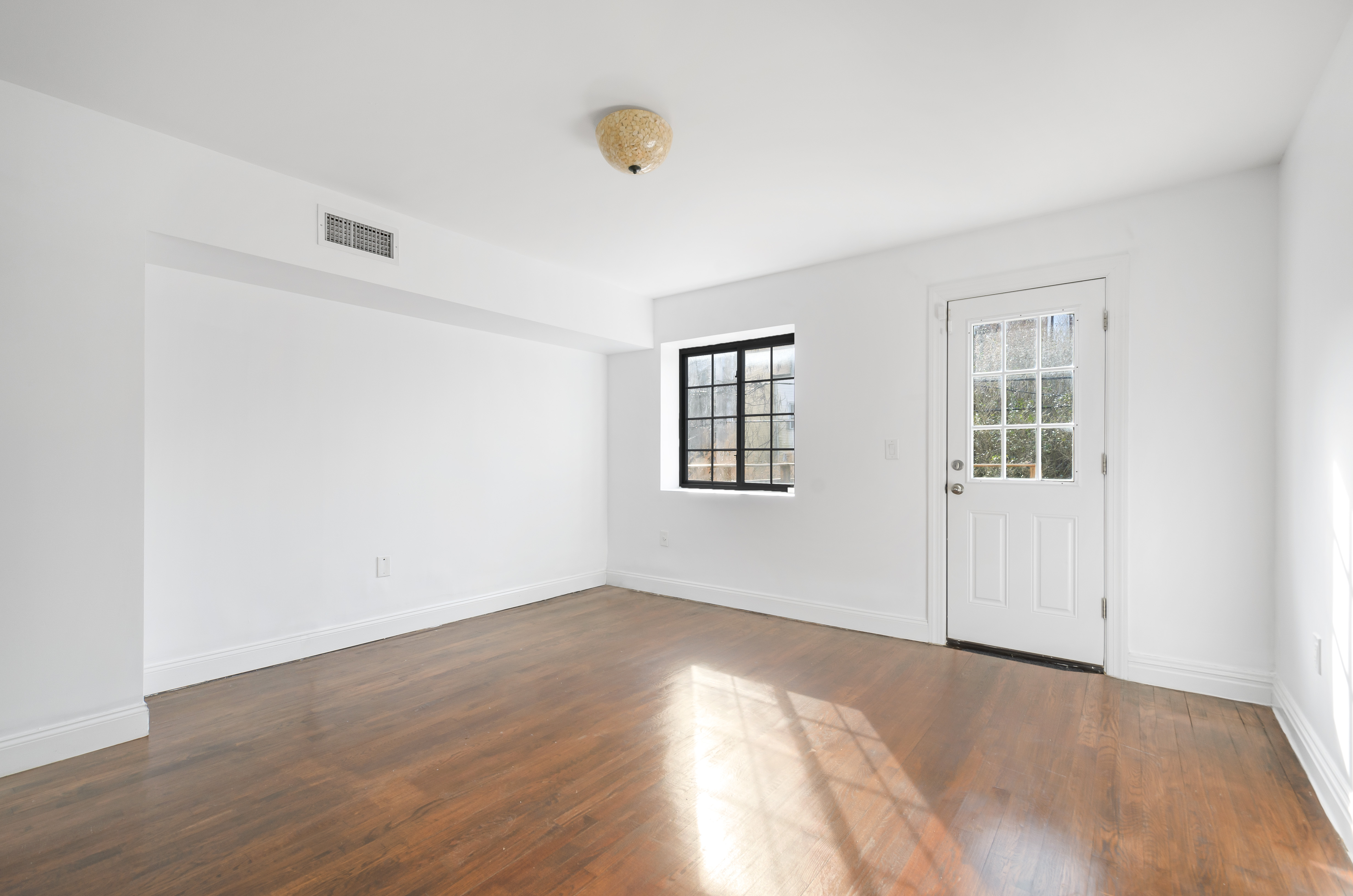 298 A Marion Street, Unit 2 Brooklyn, NY 11233 - Photo 3 of 9