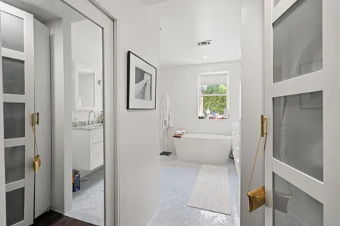 Contact Agent | 1442 Q Street Northwest, Washington, DC 20009