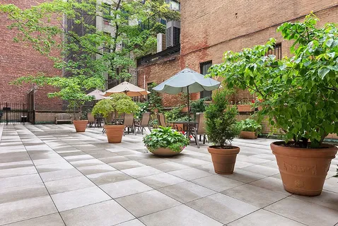 $399,000 | 310 Lexington Avenue, Unit 1B | Murray Hill