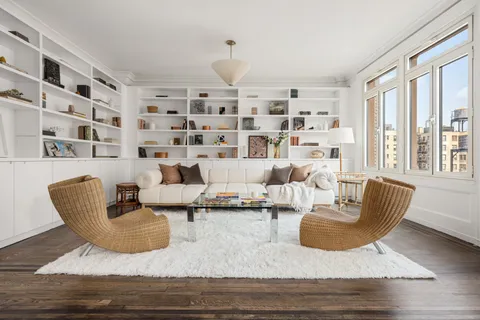 $2,500,000 | 895 West End Avenue, Unit 10D | Upper West Side