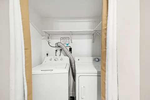 $249,000 | 6141 Edsall Road, Unit L, Alexandria, VA 22304