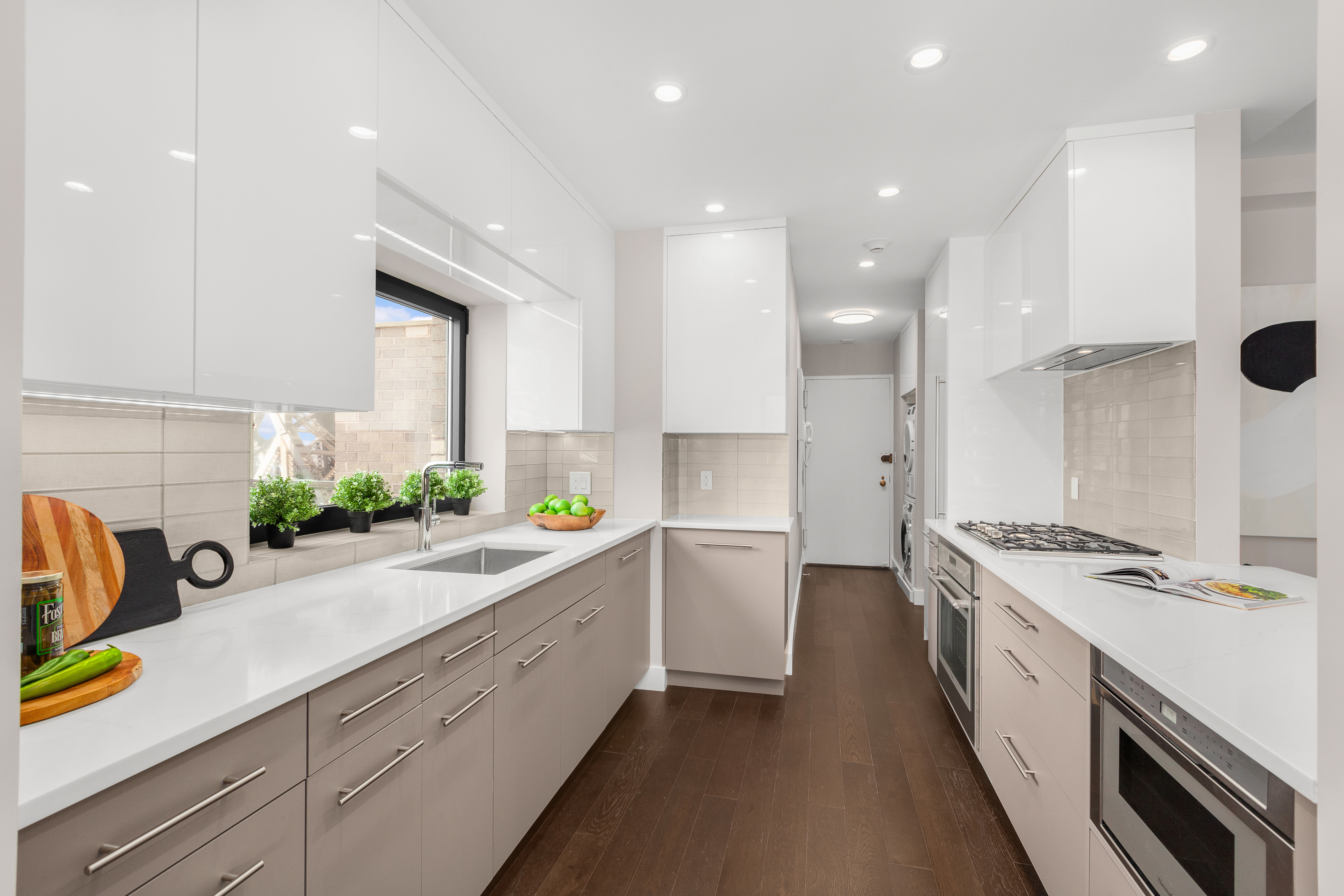 425 East 58th Street, Unit 16F Manhattan, NY 10022 - Photo 5 of 16