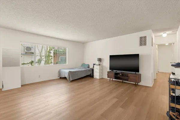 $495,000 | 1334 South Carmelina Avenue, Unit 1, Los Angeles, CA 90025