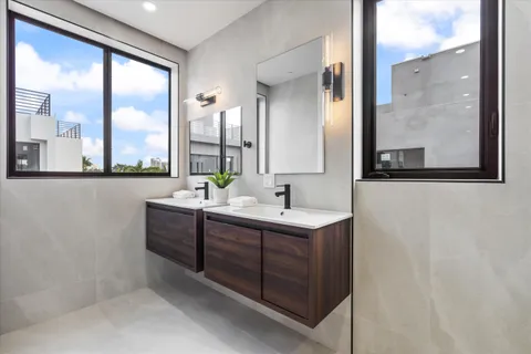 $1,777,000 | 853 Southwest 14th Court, Fort Lauderdale, FL 33315
