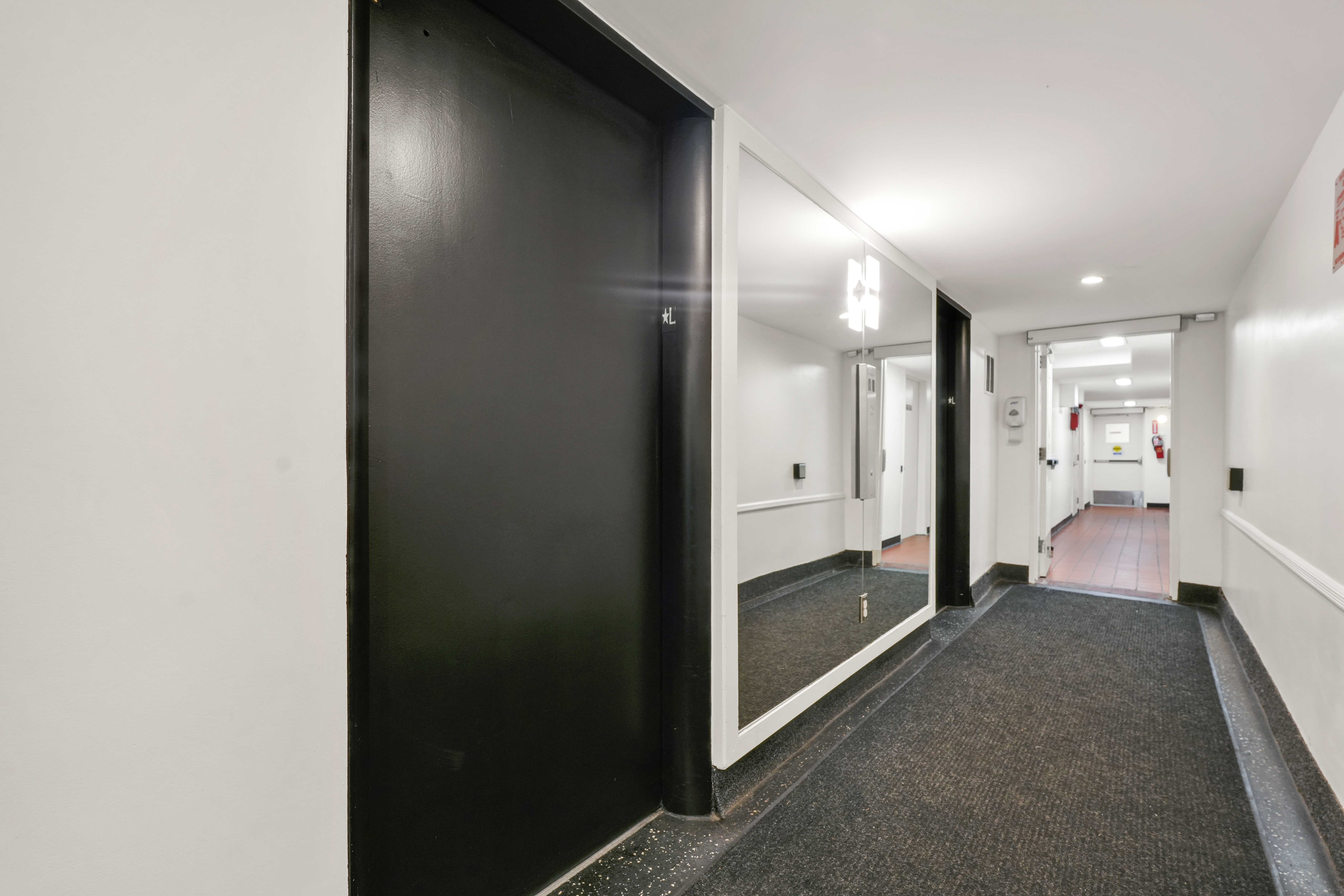 370 Ocean Parkway, Unit 8H Brooklyn, NY 11218 - Photo 32 of 42