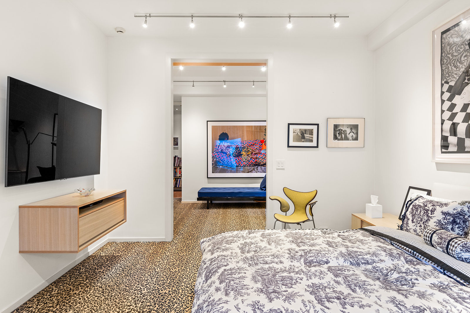 40 East 62nd Street, Unit 6E Manhattan, NY 10065 - Photo 16 of 25