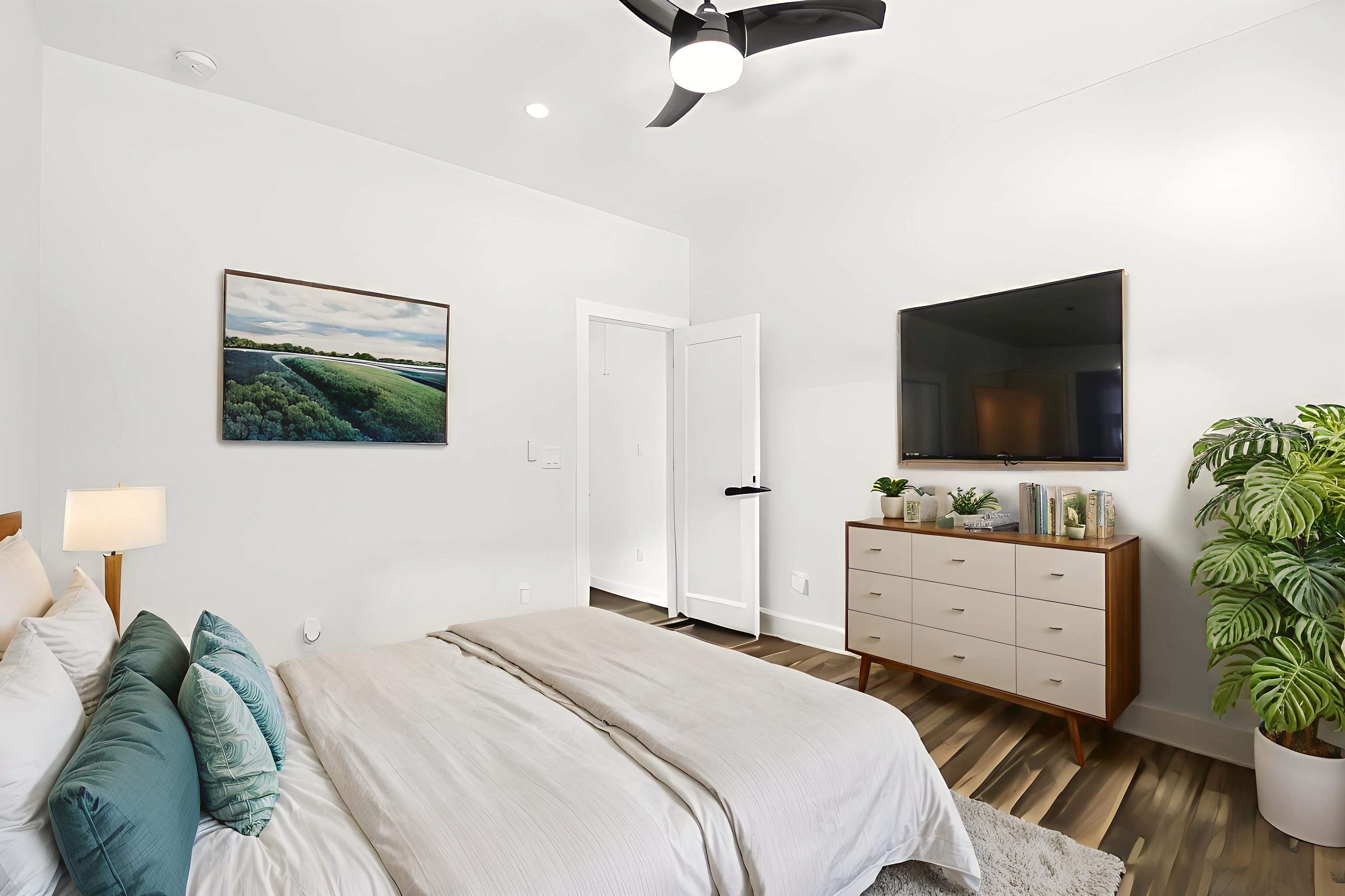 2014 Cambridge Avenue Atlanta, GA 30337 - Photo 19 of 34