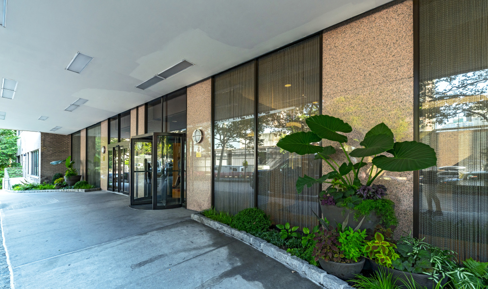 140 West End Avenue, Unit 30M Manhattan, NY 10023 - Photo 9 of 11