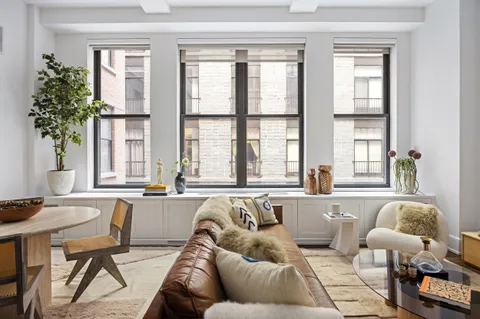 $1,595,000 | 260 Park Avenue South, Unit 4E | Flatiron