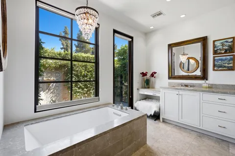 $1,950,000 | 78745 Avenida La Jarita, La Quinta, CA 92253