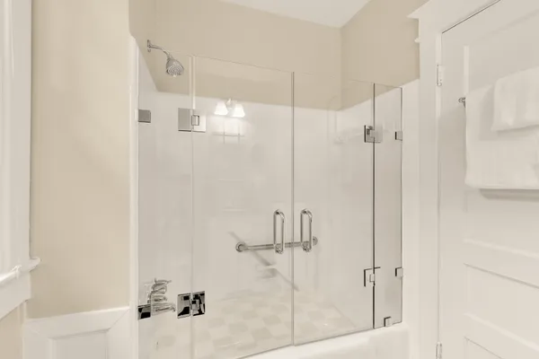 Contact Agent | 3804 Jenifer Street Northwest, Washington, DC 20015