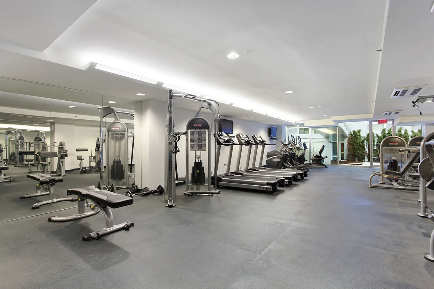 425 East 13th Street, Unit 4A Manhattan, NY 10009 - Photo 12 of 16 Gallery Image 12
