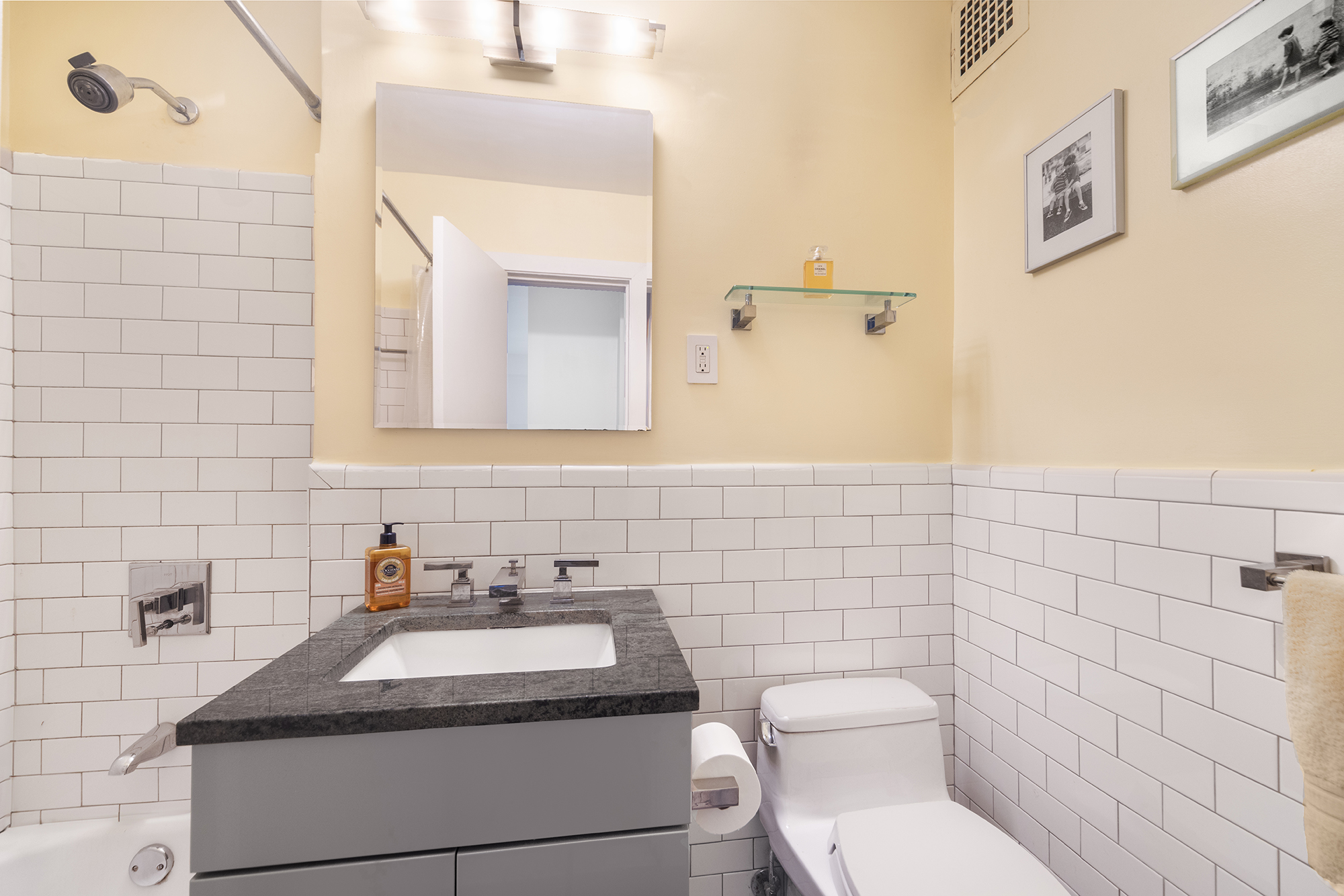 31 Jane Street, Unit 2CD Manhattan, NY 10014 - Photo 5 of 13