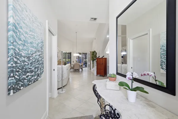 $1,695,000 | 4870 West Boulevard, Naples, FL 34103