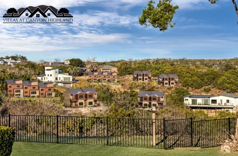 $600,000 | Bell Lane, Lago Vista, TX 78645