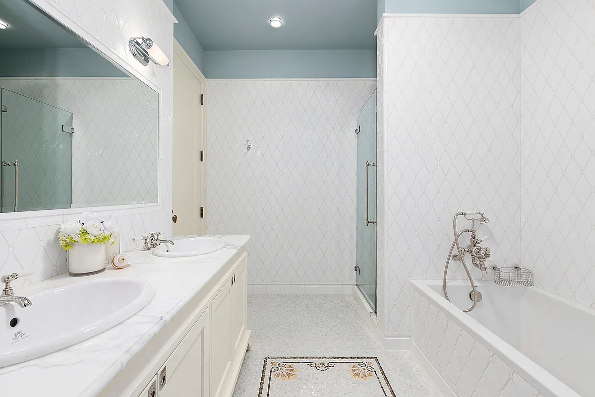 1 Central Park South, Unit 1511/1513 Manhattan, NY 10019 - Photo 12 of 25 a bathroom with a sink and a bathtub