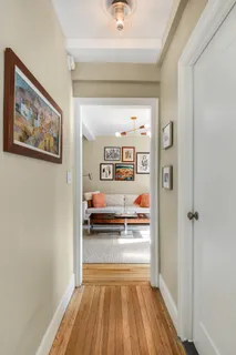 $895,000 | 205 East 78th Street, Unit 7K | Upper East Side