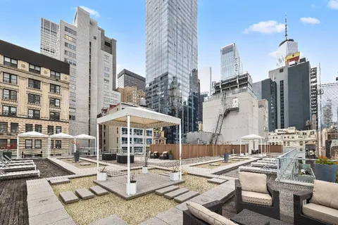 $2,050,000 | 111 Fulton Street, Unit 824 | Financial District