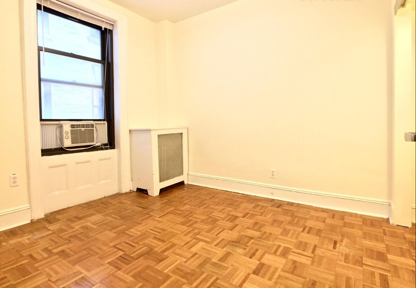 202 Riverside Drive, Unit 3K Manhattan, NY 10025 - Photo 4 of 5