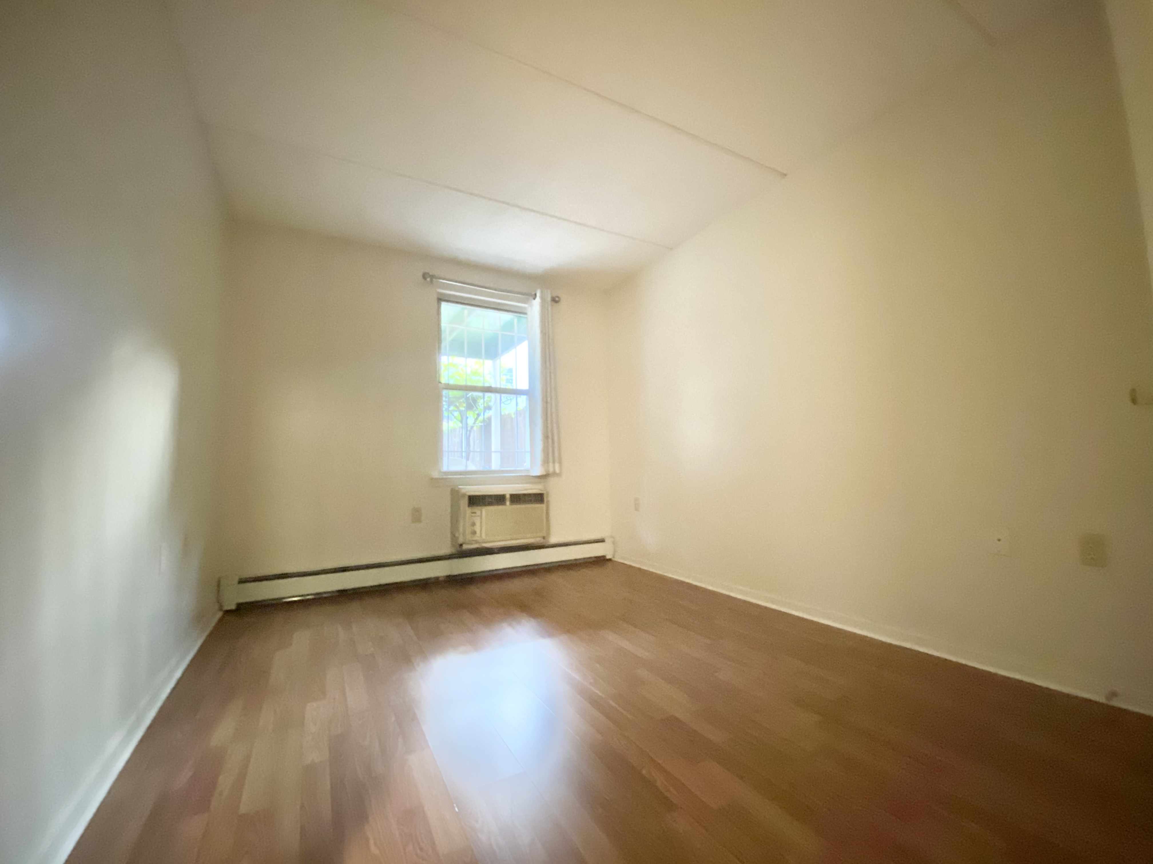 218 East 112th Street, Unit 1 Manhattan, NY 10029 - Photo 3 of 5