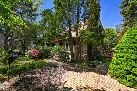 $1,299,000 | 46 Harbor Avenue, Falmouth, MA 02540