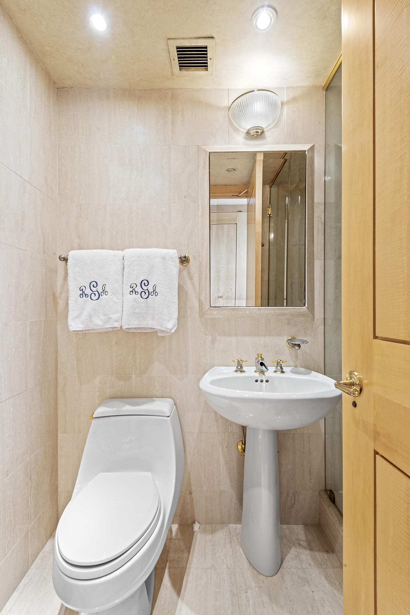 860 United Nations Plaza, Unit 31/32D Manhattan, NY 10017 - Photo 12 of 15