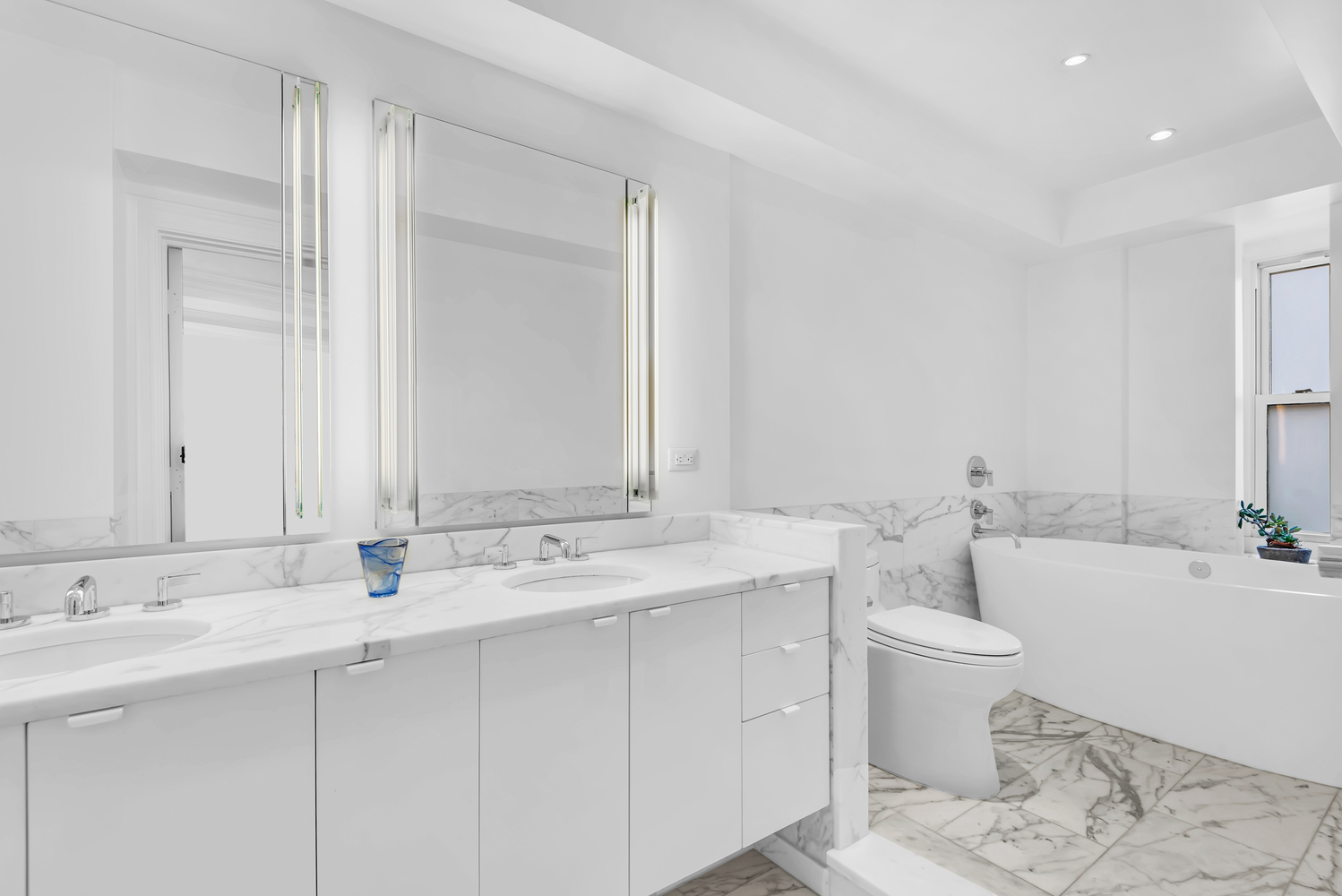 21 East 90th Street, Unit 14AB Manhattan, NY 10128 - Photo 7 of 19