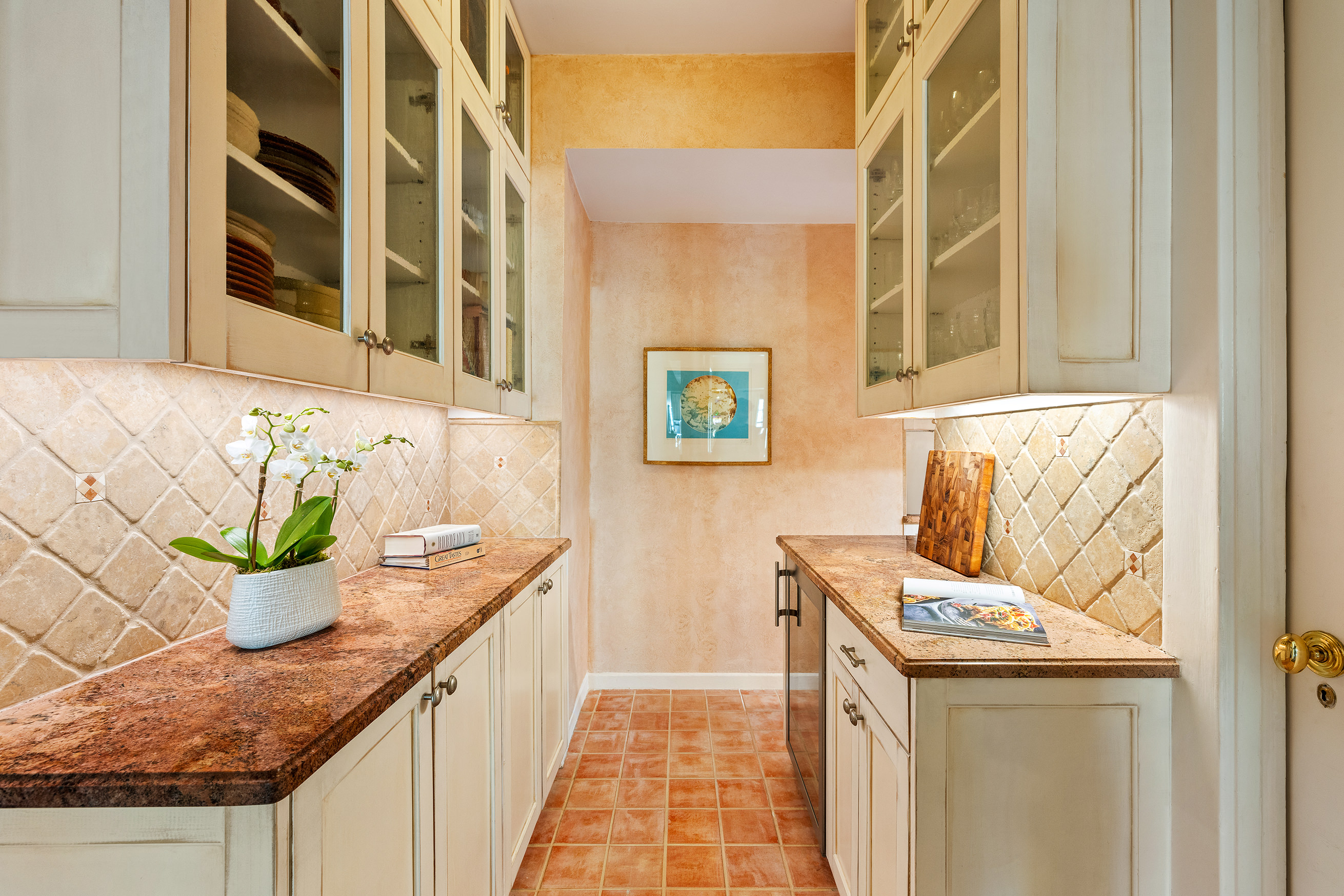 162 East 80th Street, Unit 9B Manhattan, NY 10075 - Photo 10 of 12