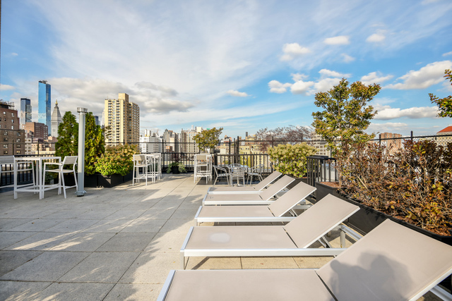 230 East 15th Street, Unit 9K Manhattan, NY 10003 - Photo 8 of 13 Gallery Image 8