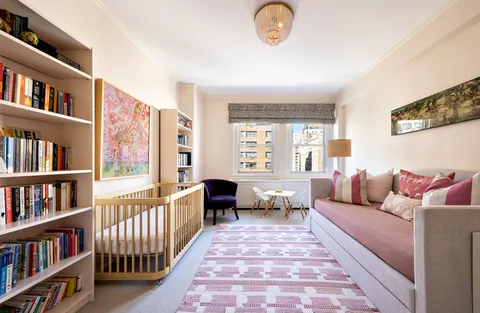 $3,600,000 | 1035 Park Avenue, Unit 11B | Upper East Side