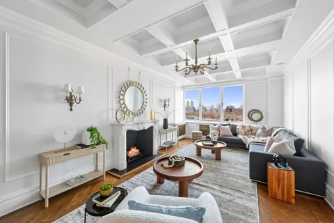 $2,700,000 | 1140 5th Avenue, Unit 14B | Upper East Side