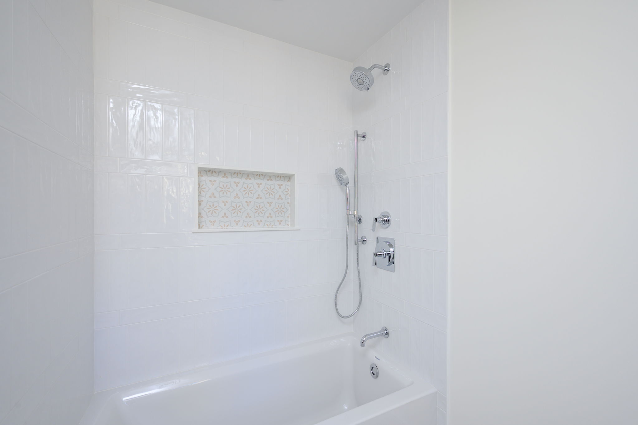 249 Central Avenue Milton, MA 02186 - Photo 39 of 61 a bathroom with a bathtub