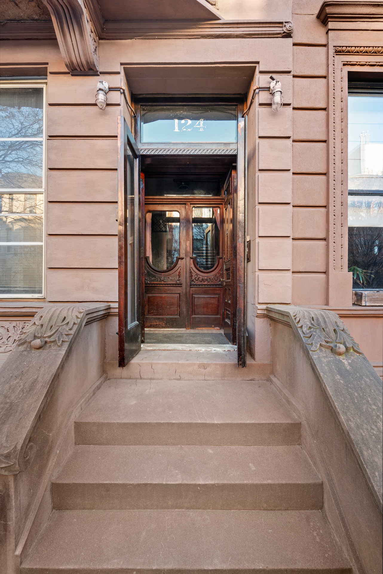 124 West 118th Street Manhattan, NY 10026 - Photo 2 of 20