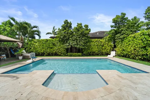 $1,395,000 | 15450 Northwest 88th Avenue, Miami Lakes, FL 33018