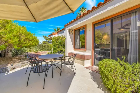 $1,235,000 | 5 Vista Loma Drive, Rancho Mirage, CA 92270